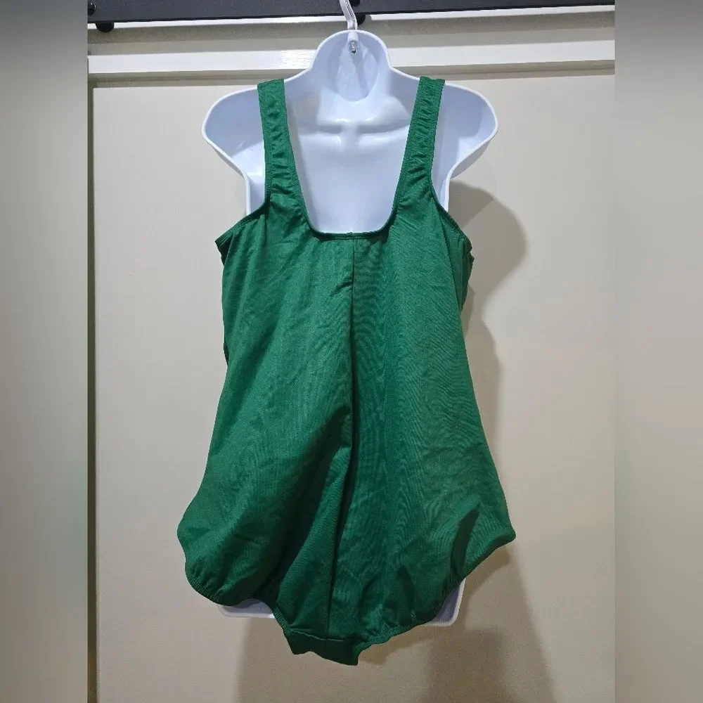 Miraclesuit Plus Size Oceanus One Piece NWOT Size 24W Malachite Green